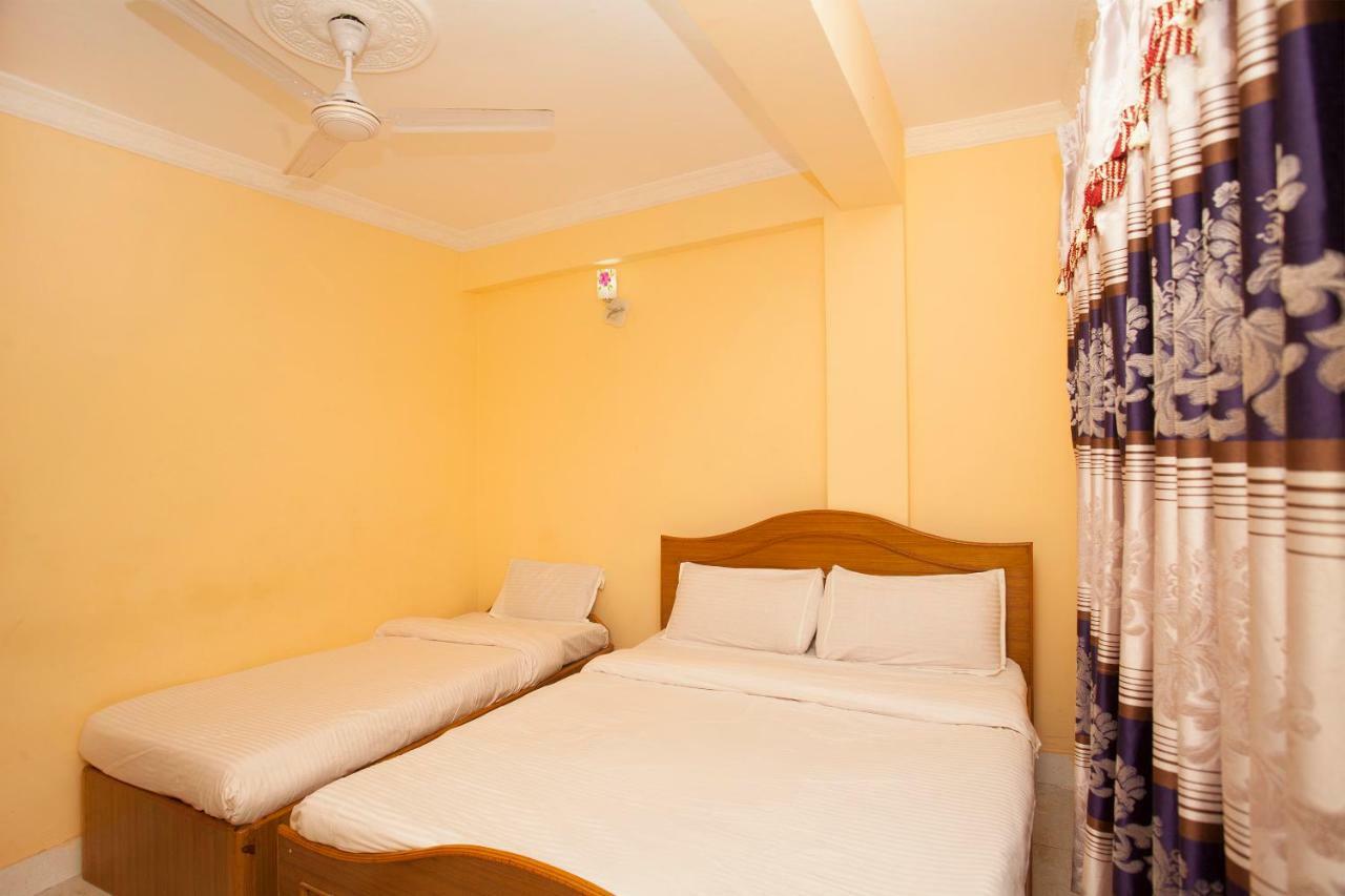 Spot On 397 Hotel Triveni Guest House Kathmandu Esterno foto